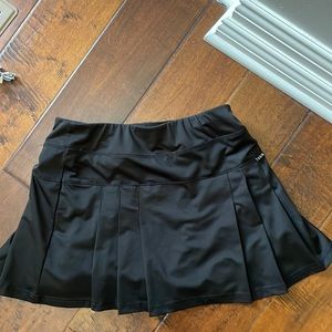 Black pleated xs golf tennis skirt